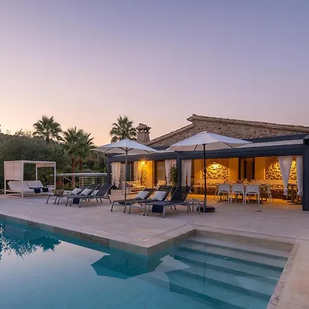 Canacati Villa *